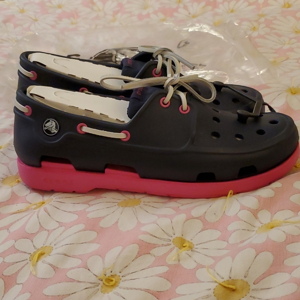 Crocs - Picture 2 of 2
